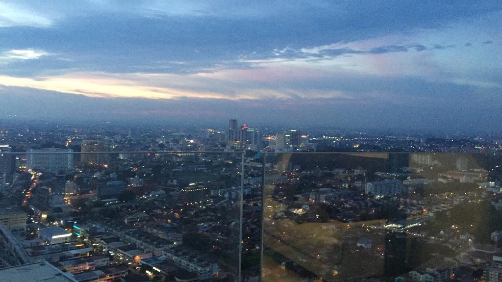 Sea & City View@Silverscape Malacca Exterior photo