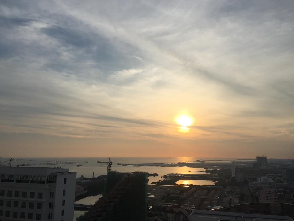 Sea & City View@Silverscape Malacca Exterior photo